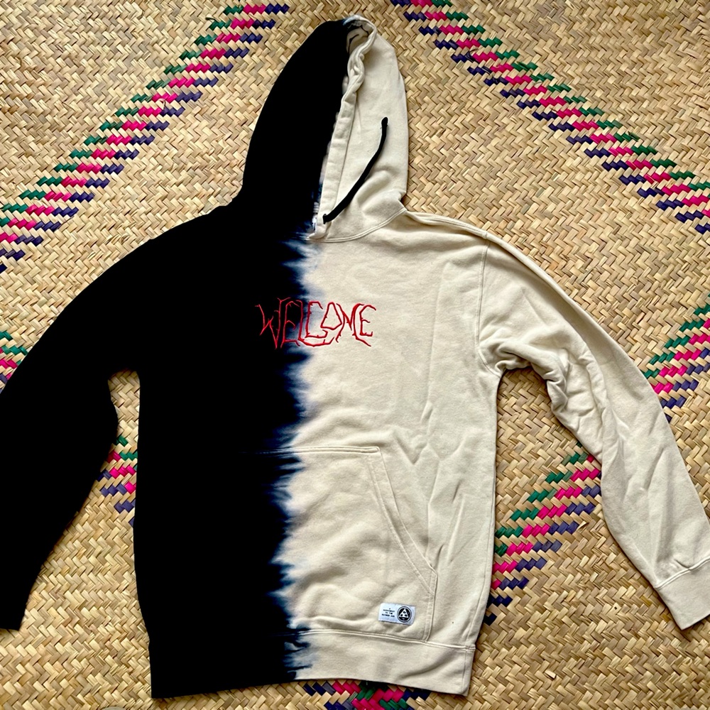 Welcome hoodie